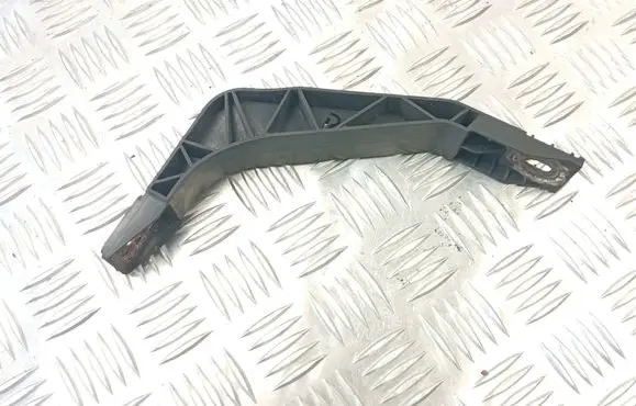 Audi Q3 8U Radiator support slam panel bracket 8U0805528