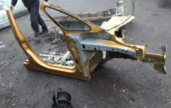 Front quarter panel