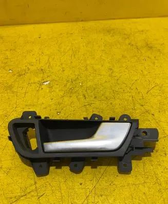 Audi A4 S4 B8 8K Front door interior handle 8K0837020