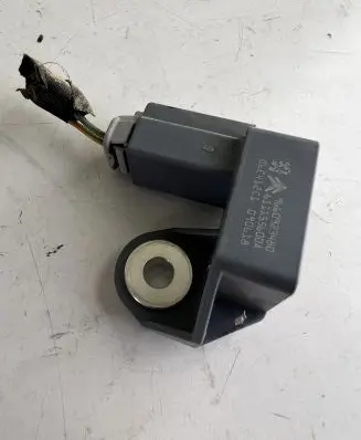 Citroen C5 Airbag deployment crash/impact sensor 9660923480 611155600A