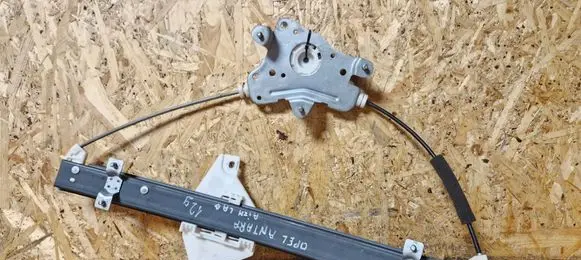 Opel Antara Front door electric window regulator 96672883