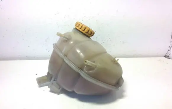 Coolant expansion tank/reservoir