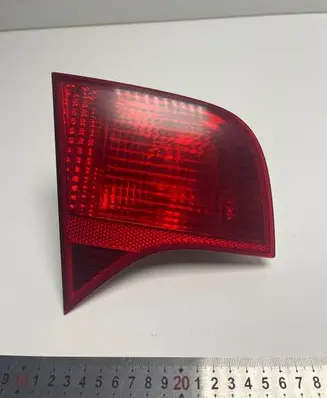 Audi A4 S4 B7 8E 8H Tailgate rear/tail lights 8E5945093