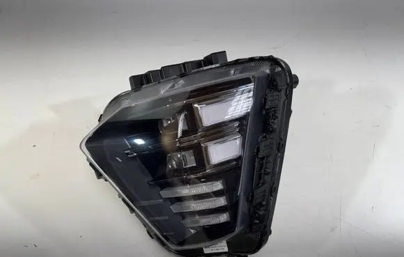Hyundai Kona II Headlight/headlamp 92101HF100