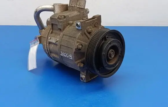 Seat Leon (1P) Air conditioning (A/C) compressor (pump) 1K0820803N