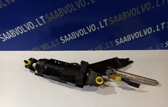 Volvo V70 Front seatbelt 30734732