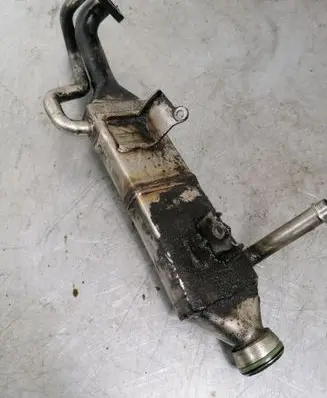 Mercedes-Benz CLS C219 EGR valve cooler 16421400975 0917400055