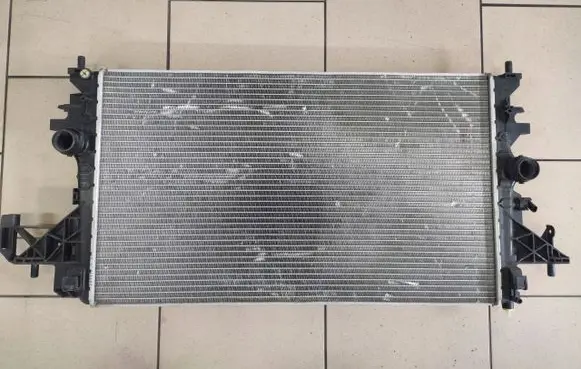 Opel Astra K Coolant radiator 13453905