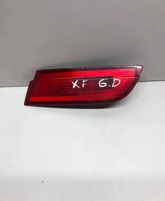 Jaguar XF Tailgate rear/tail lights 8X2315K272