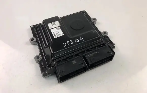 Volvo XC90 Engine control unit/module 32242005