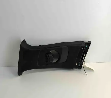 (B) pillar trim (bottom)