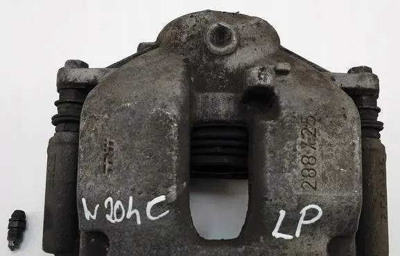 Mercedes-Benz C W204 Front brake caliper