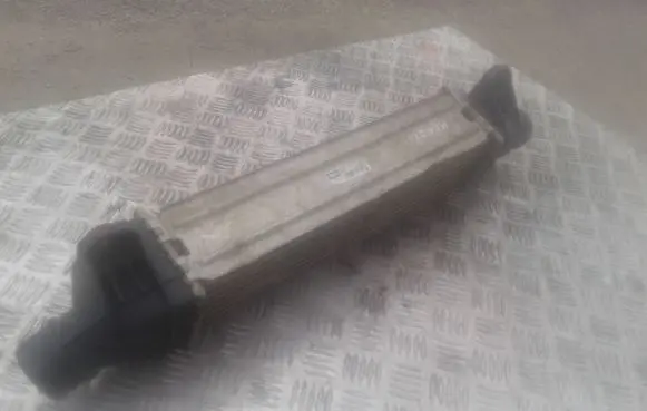 Ford Mondeo Mk III Intercooler radiator 1S7Q9L440AF