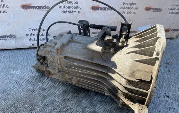 Iveco Daily 35 - 40.10 Manual 5 speed gearbox 8868913