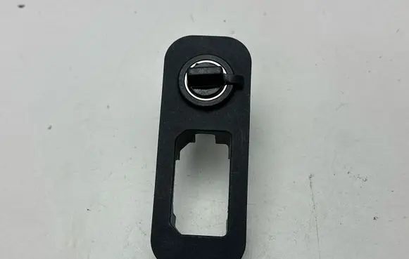 Ford Mustang VI Cigarette lighter FR3B63045M70A