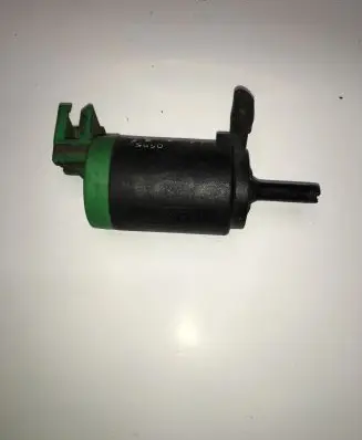 Nissan Terrano Windscreen/windshield washer pump 28920 0595