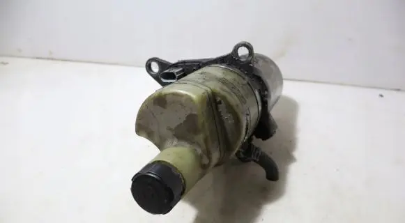 Volvo V50 Power steering pump