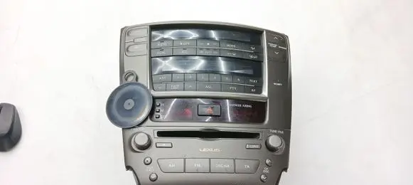Lexus IS 220D-250-350 Radio/CD/DVD/GPS head unit 8612053400