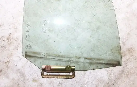 Rear door window glass