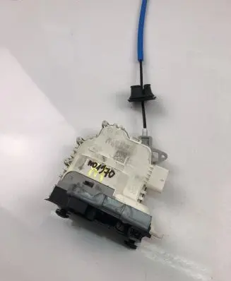 Audi A4 S4 B8 8K Coupe door lock (next to the handle) 8J1837016F
