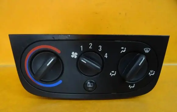 Interior fan control switch