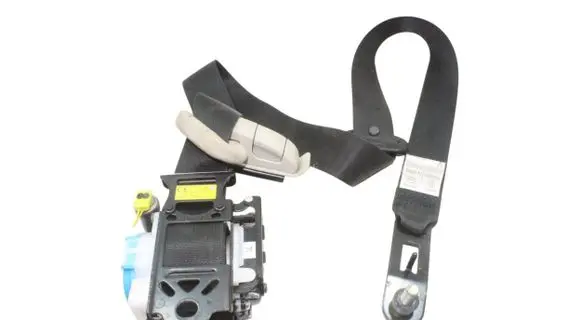 Mazda CX-5 Front seatbelt