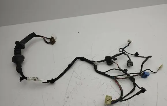 Citroen C-Crosser Front door wiring loom 8512A377