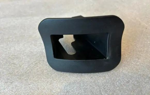Mercedes-Benz R W251 Seat trim A2519384310 2519384310