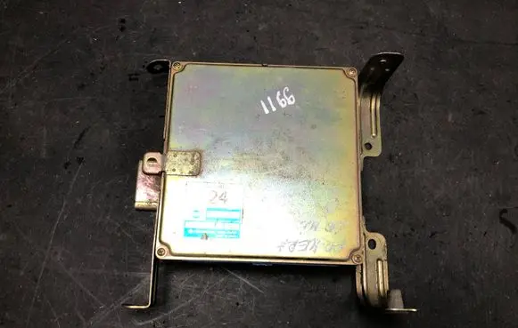 Suzuki Jimny Engine control unit/module 2371060J00 MECSA110