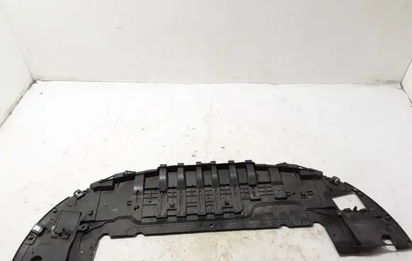 Renault Megane IV Engine splash shield/under tray 622355835R
