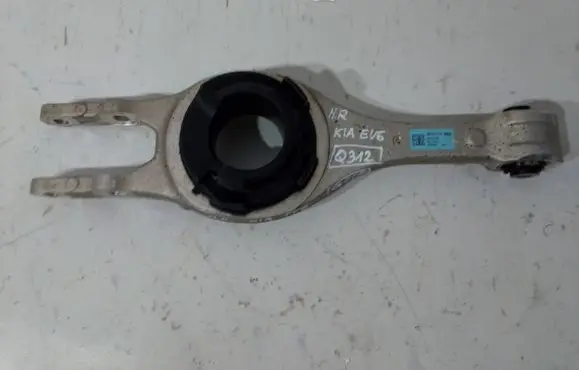 KIA EV6 Rear upper control arm/wishbone 55211GI100