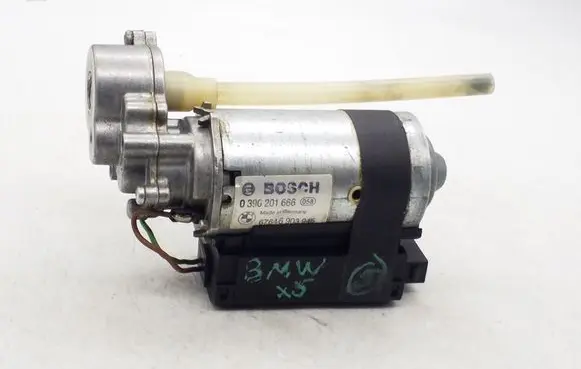 BMW X5 E70 Steering column adjust motor 0390201666 67646903946