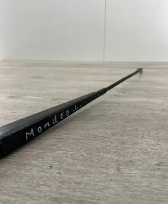 Ford Mondeo Mk III Front wiper blade arm