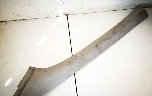 (C) pillar trim