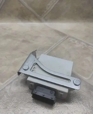 Toyota Corolla Verso AR10 Window wiper relay 859400F010A