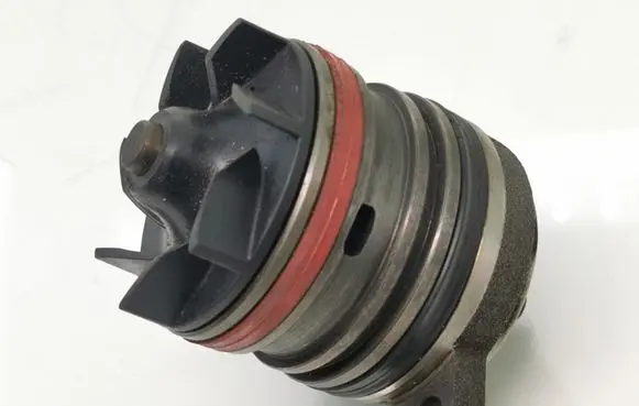 Volkswagen Transporter - Caravelle T5 Water pump 5H982