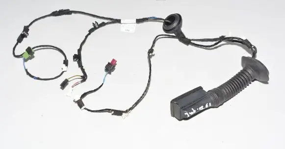 BMW i3 Rear door wiring loom 8780468 8780467