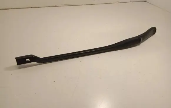 BMW 5 G30 G31 Front wiper blade arm