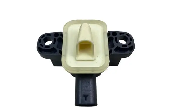 Mercedes-Benz A W176 Airbag deployment crash/impact sensor A1668210351