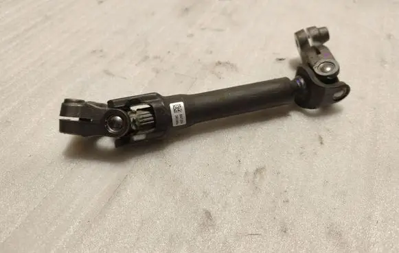 Dacia Sandero III Steering column universal joint B4729A