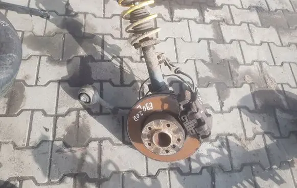 BMW 3 E90 E91 Front wheel hub spindle knuckle 6764443