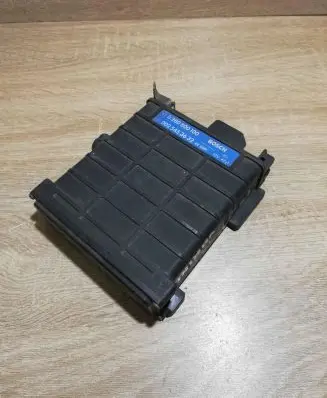 Mercedes-Benz 190 W201 Engine control unit/module ECU 0280800100 0025453632