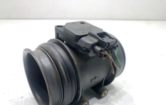 Volvo S70 V70 V70 XC Mass air flow meter 9202199
