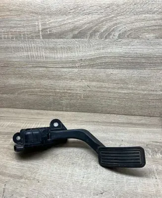 Mazda 6 Accelerator throttle pedal 1988003400