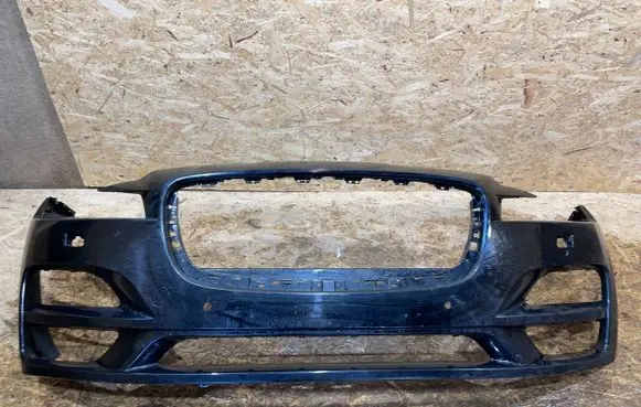 Jaguar F-Pace Front bumper HK8317F003A S2503R057