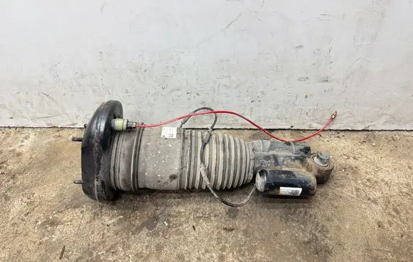 BMW 5 G30 G31 G38 Shock absorber/damper/air suspension 75688282307