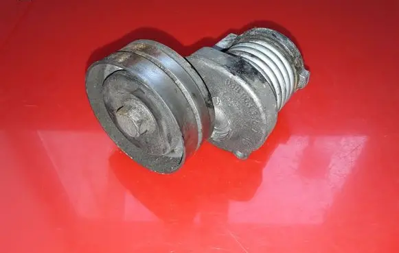 Skoda Fabia Mk1 (6Y) Generator/alternator belt tensioner 038903315T