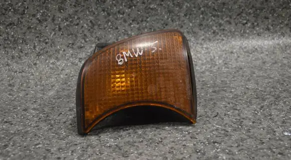 BMW 5 E34 Front indicator light 155244