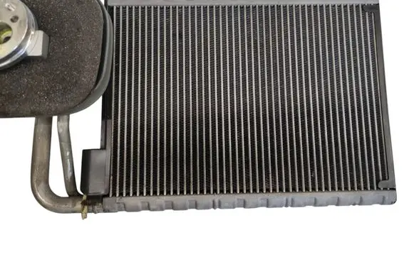 BMW 7 F01 F02 F03 F04 Air conditioning (A/C) radiator (interior) U7589002 9159803 U7560002