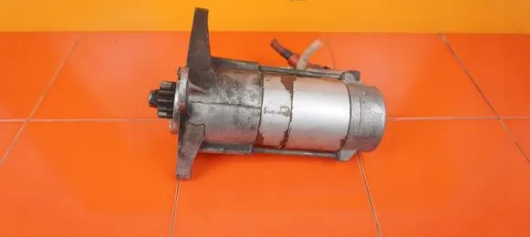 Land Rover Discovery 4 - LR4 Starter motor GJ3211001BE 15XZ16